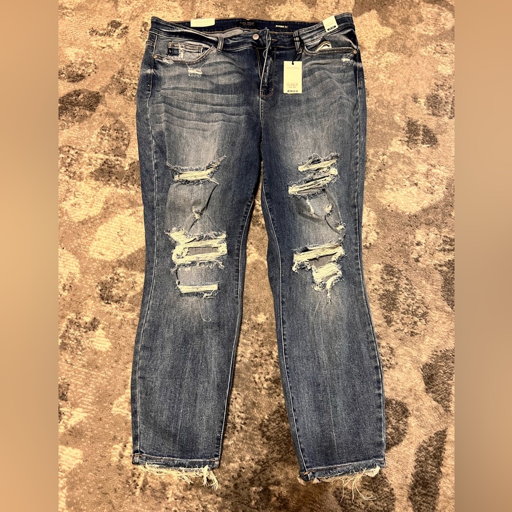 NWT Judy Blue Mid Rise Boyfriend Fit Size 20W